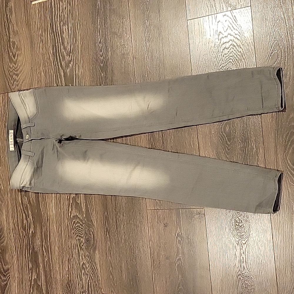 ❤️ J BRAND LIGHTWEIGHT SKINNY SUMMER JEANS, 2 (26)